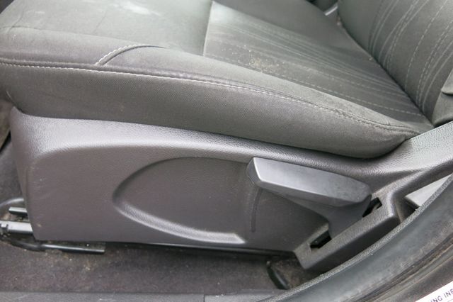 2015 Ford Focus 4dr Sedan SE - 22765977 - 60