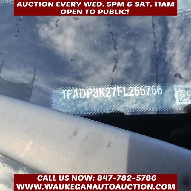 2015 Ford Focus 5dr Hatchback SE - 22938462 - 9