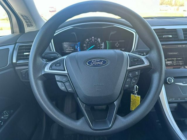 2015 Ford Fusion 4dr Sedan SE Hybrid FWD - 22390898 - 23