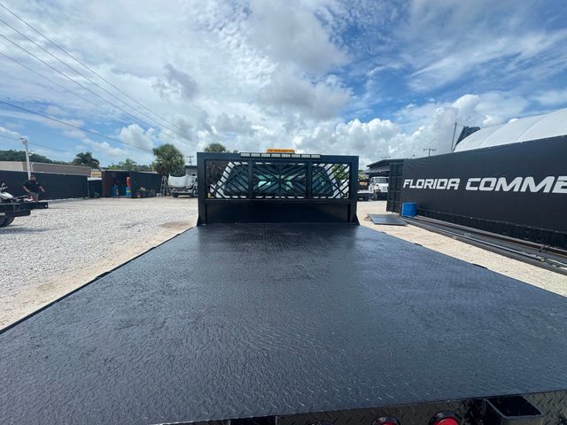 2015 Ford F-350 Crew Cab Flatbed  - 22891718 - 11