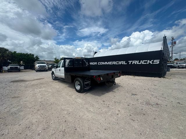 2015 Ford F-350 Crew Cab Flatbed  - 22891718 - 2