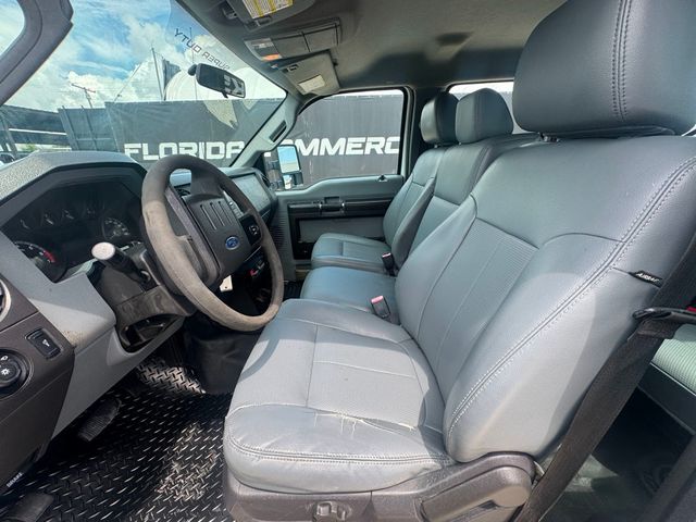 2015 Ford F-350 Crew Cab Flatbed  - 22891718 - 7