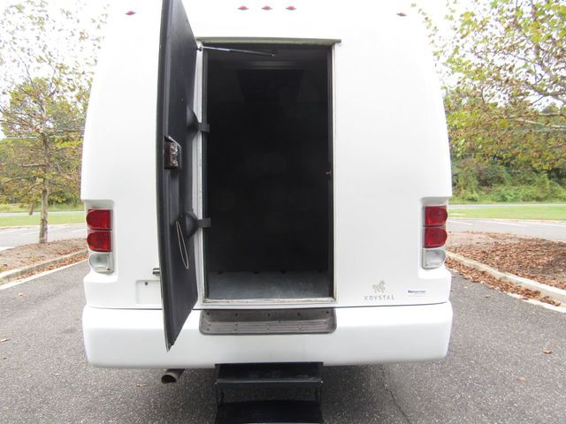 2015 Ford F-550 BUS KRYSTAL KK33 29 Passenger Bus with Luggage - 22924070 - 13