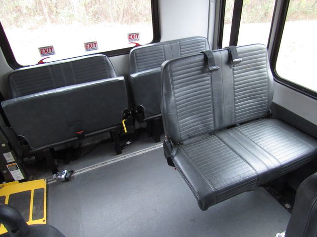 2015 Ford F-550 Starcraft Allstar Bus 24+2 or 30 Passengers - 22713501 - 13