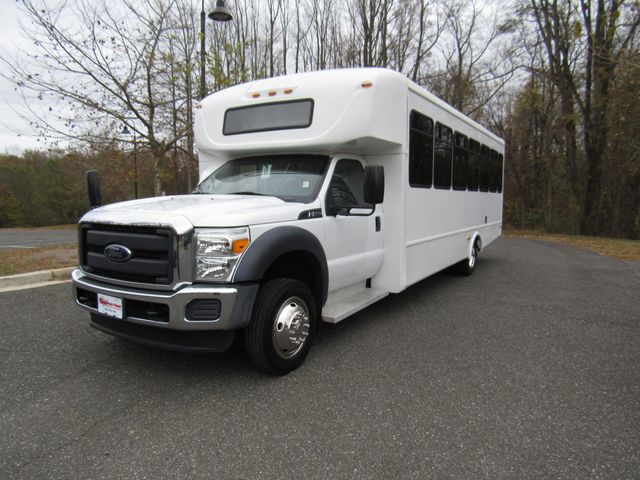 2015 Ford F-550 Starcraft Allstar Bus 24+2 or 30 Passengers - 22713501 - 1