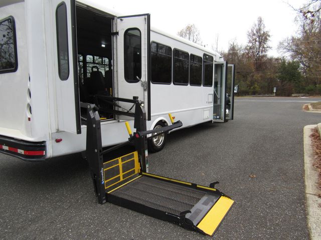 2015 Ford F-550 Starcraft Allstar Bus 24+2 or 30 Passengers - 22713501 - 20