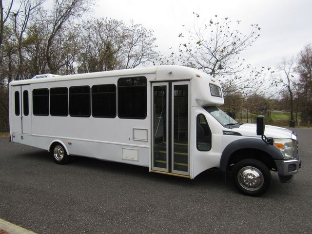 2015 Ford F-550 Starcraft Allstar Bus 24+2 or 30 Passengers - 22713501 - 4