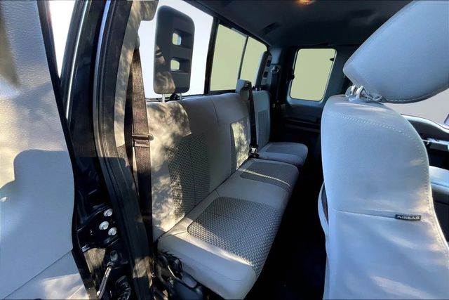 2015 Ford Super Duty F-350 SRW XLT Pickup 4D 6 3/4 ft - 22924945 - 13