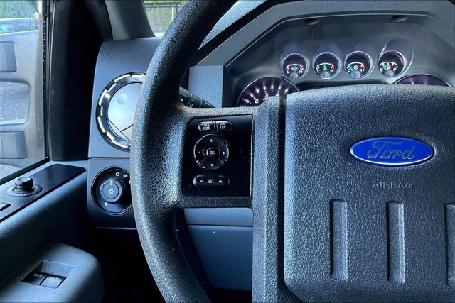 2015 Ford Super Duty F-350 SRW XLT Pickup 4D 6 3/4 ft - 22924945 - 18