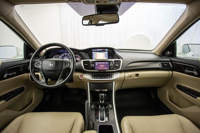 2015 Honda Accord Sedan 4dr I4 CVT EX-L - 22399943 - 11