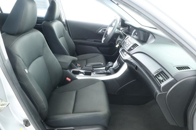 2015 Honda Accord Sedan 4dr I4 CVT LX - 22931383 - 21