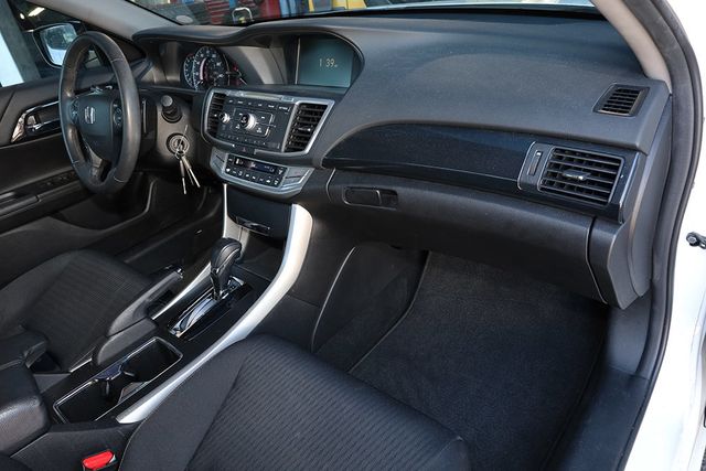 2015 HONDA Accord Sedan 4dr I4 CVT Sport - 22934513 - 17