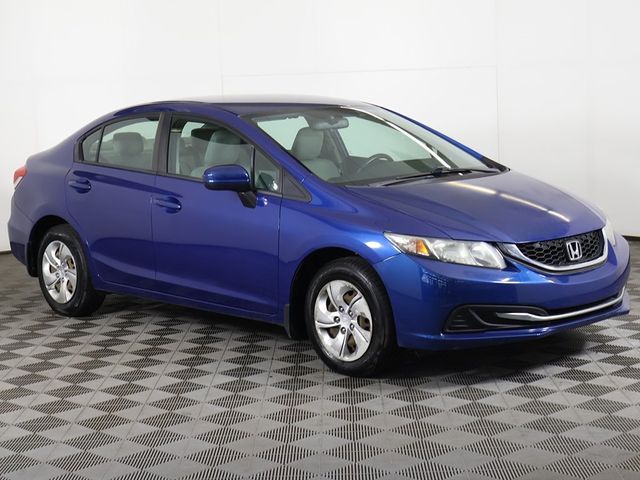 2015 Honda Civic Sedan 4dr CVT LX - 22933992 - 42