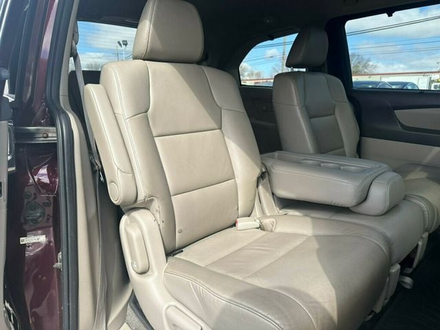 2015 Honda Odyssey 5dr EX-L - 22345189 - 19