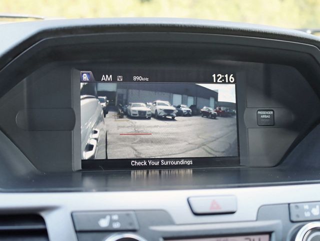 2015 Honda Odyssey 5dr Touring Elite - 22939281 - 16