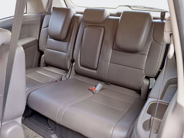 2015 Honda Odyssey 5dr Touring Elite - 22939281 - 25