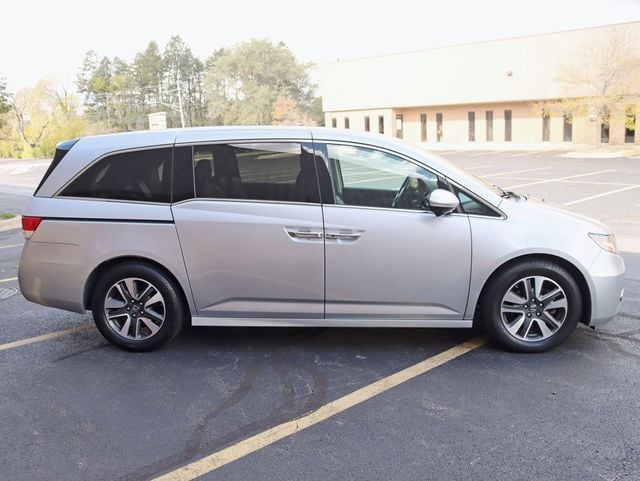 2015 Honda Odyssey 5dr Touring Elite - 22939281 - 7