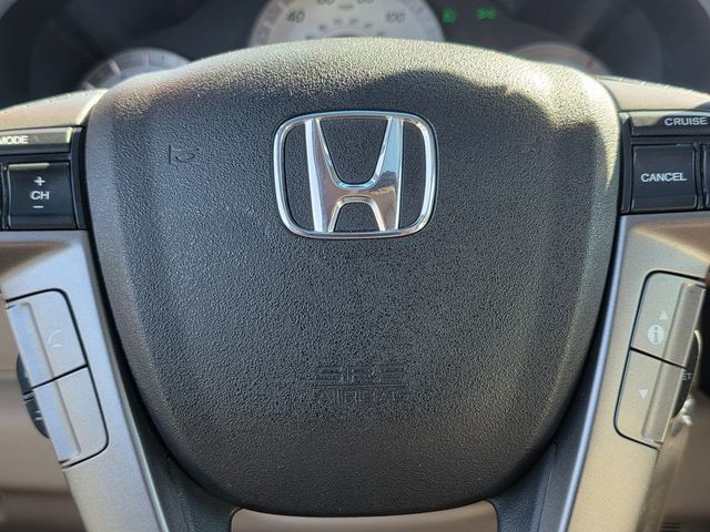 2015 Honda Pilot 2WD 4dr Touring w/RES & Navi - 22937712 - 28