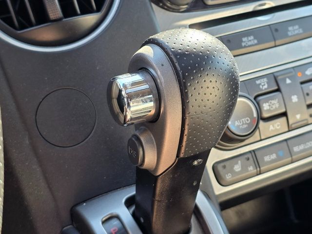 2015 Honda Pilot 2WD 4dr Touring w/RES & Navi - 22937712 - 34