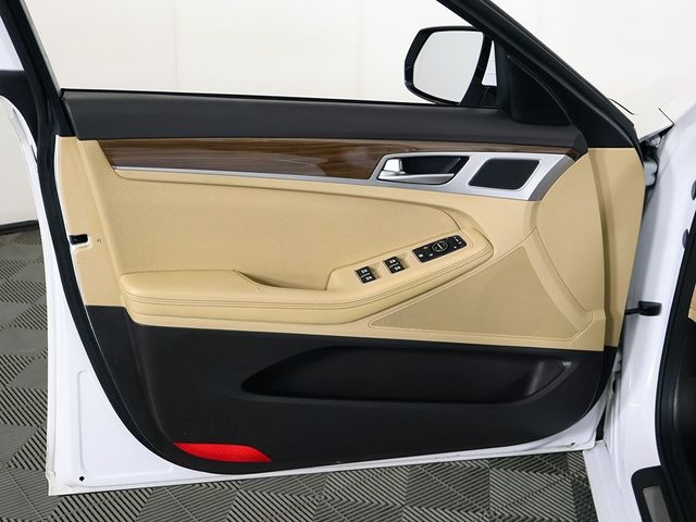 2015 Hyundai Genesis 4dr Sedan V6 3.8L RWD - 22938102 - 19