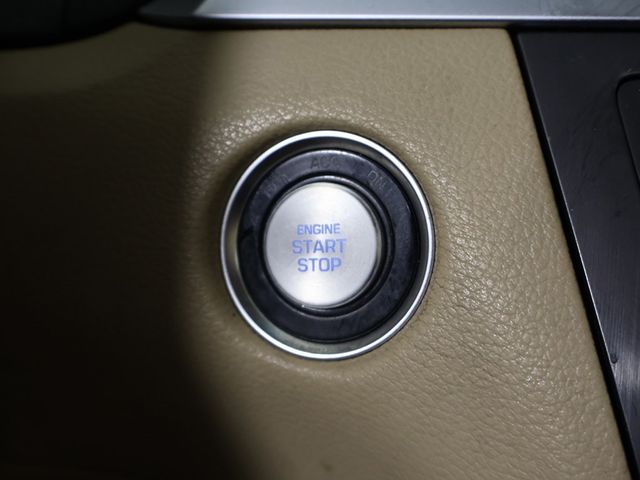 2015 Hyundai Genesis 4dr Sedan V6 3.8L RWD - 22938102 - 38