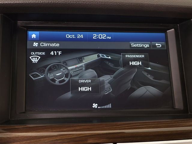 2015 Hyundai Genesis 4dr Sedan V6 3.8L RWD - 22938102 - 43