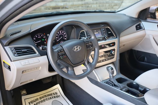 2015 Hyundai Sonata 4dr Sedan 2.4L SE - 22932873 - 13