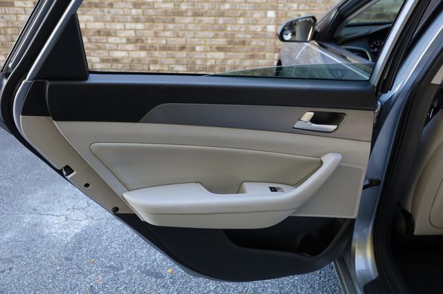 2015 Hyundai Sonata 4dr Sedan 2.4L SE - 22932873 - 16