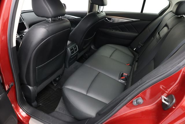 2015 INFINITI Q50 4dr Sedan Premium AWD with Navigation Package - 22939512 - 18