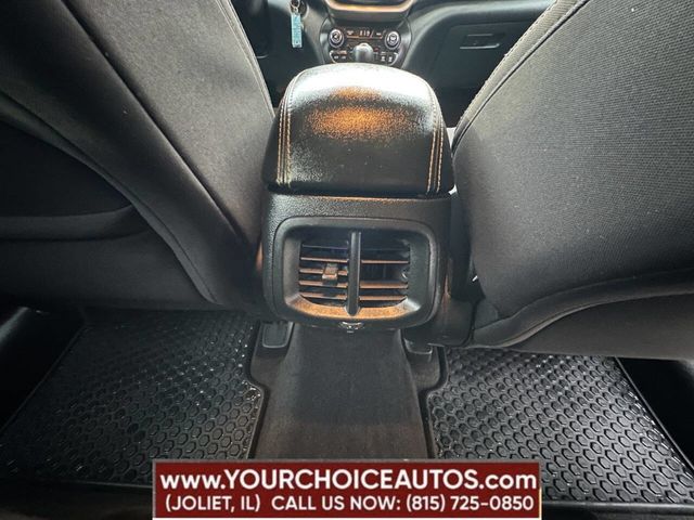 2015 Jeep Cherokee Latitude 4x4 4dr SUV - 22856035 - 21