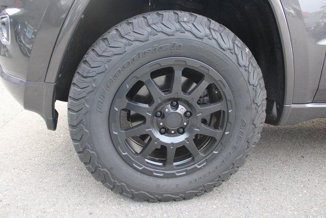 2015 Jeep Grand Cherokee 4WD 4dr Overland - 22923297 - 11