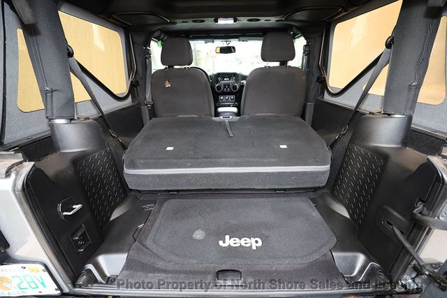 2015 Jeep Wrangler 4WD 2dr Sport - 22279105 - 44