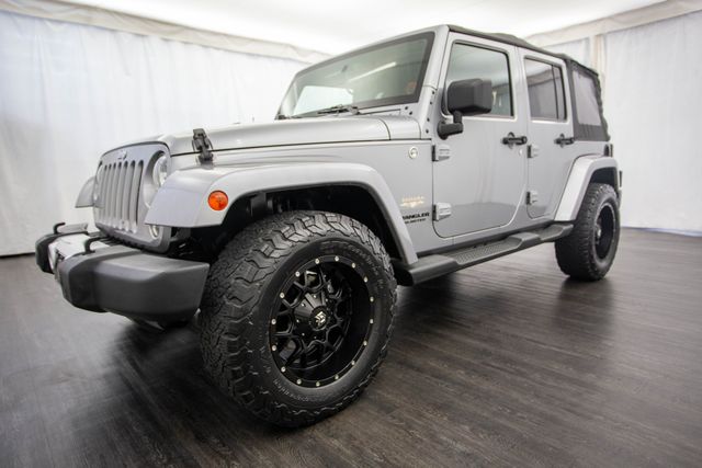 2015 Jeep Wrangler Unlimited 4WD 4dr Sahara - 22237786 - 28