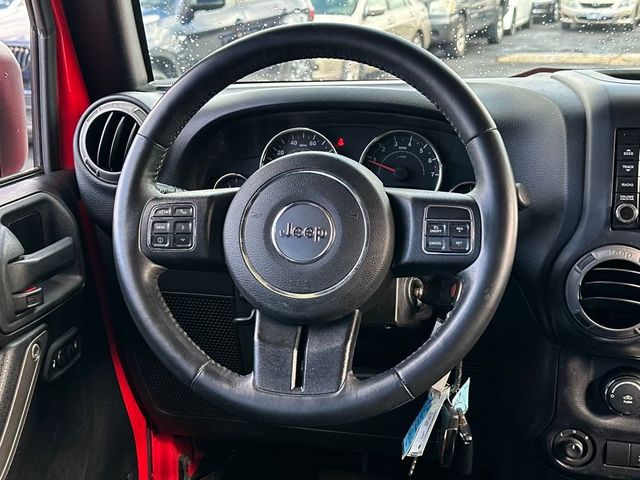 2015 Jeep Wrangler Unlimited 4WD 4dr Sport - 22936303 - 16