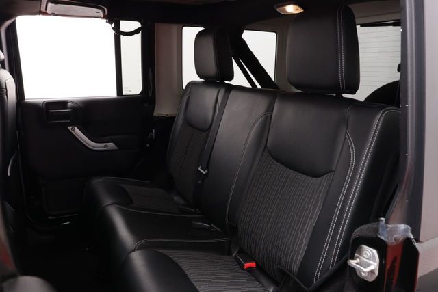 2015 Jeep Wrangler Unlimited Sport - 21017582 - 11