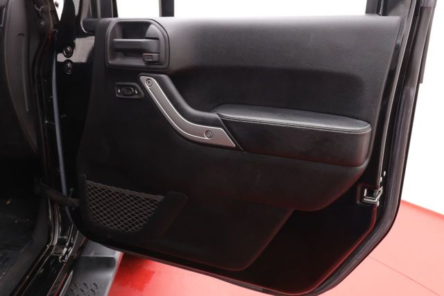 2015 Jeep Wrangler Unlimited Sport - 21017582 - 17