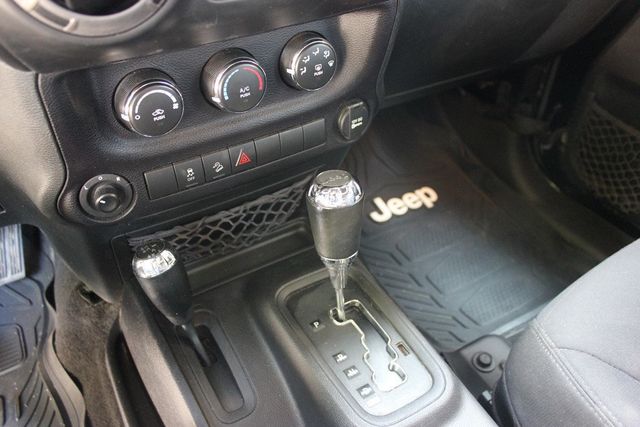 2015 Jeep Wrangler Unlimited Sport - 21591230 - 11