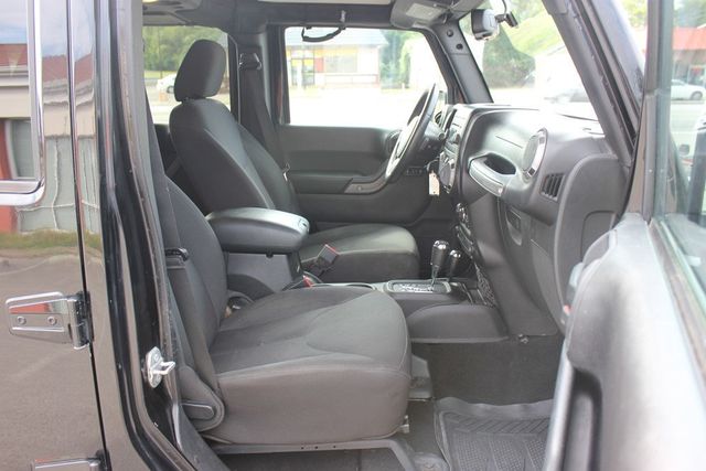 2015 Jeep Wrangler Unlimited Sport - 21591230 - 18