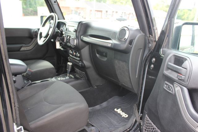 2015 Jeep Wrangler Unlimited Sport - 21591230 - 20