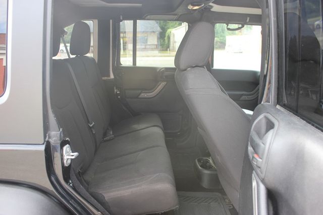 2015 Jeep Wrangler Unlimited Sport - 21591230 - 21