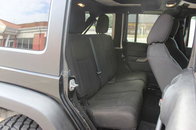 2015 Jeep Wrangler Unlimited Sport - 21591230 - 22