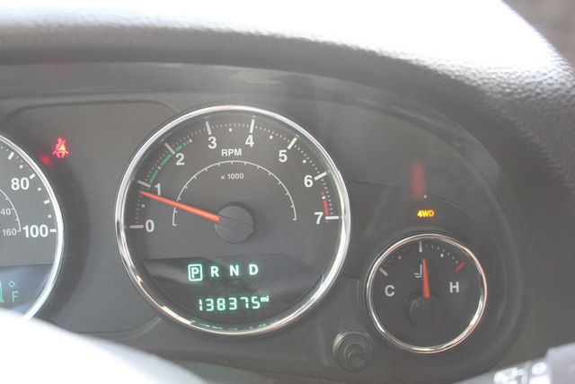 2015 Jeep Wrangler Unlimited Sport - 21591230 - 25