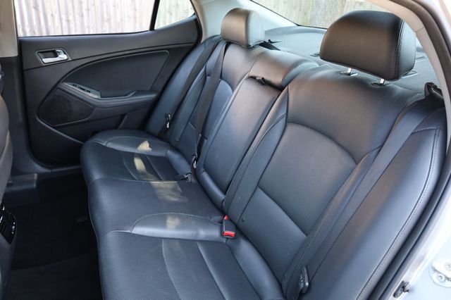 2015 Kia Optima 4dr Sedan SX Turbo - 22907192 - 19