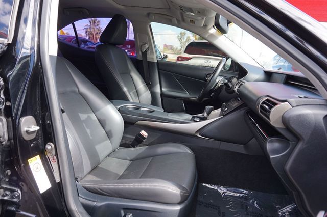 2015 Lexus IS 250 MOON ROOF, NAVIGATION, BACKUP CAMERA, PREMIUM WHEELS - 22935642 - 9