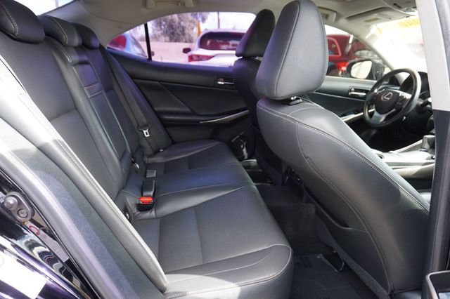 2015 Lexus IS 250 MOON ROOF, NAVIGATION, BACKUP CAMERA, PREMIUM WHEELS - 22935642 - 10