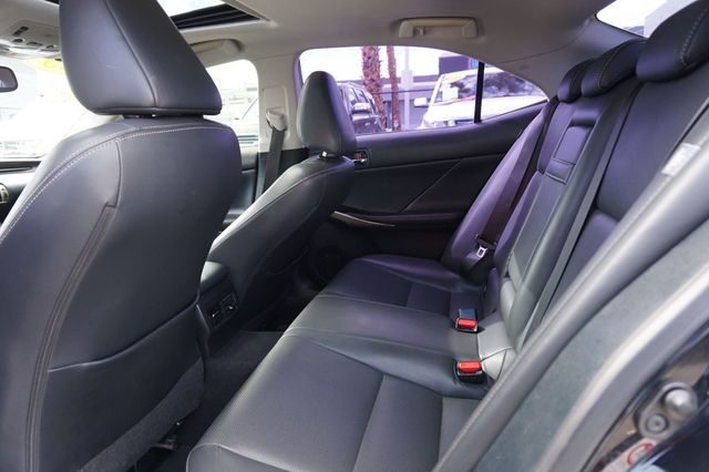 2015 Lexus IS 250 MOON ROOF, NAVIGATION, BACKUP CAMERA, PREMIUM WHEELS - 22935642 - 11
