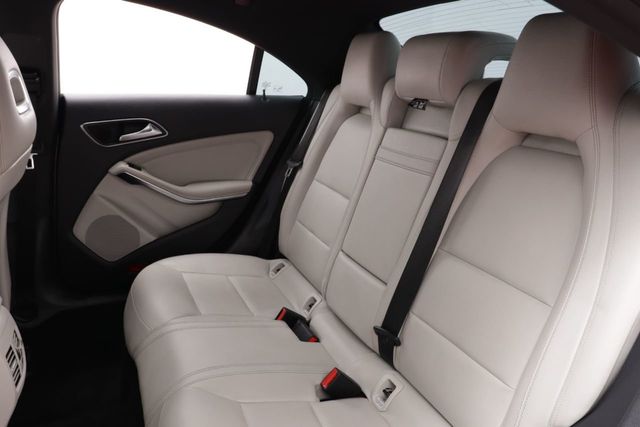 2015 Mercedes-Benz CLA 4dr Sedan CLA 250 4MATIC - 20925377 - 10