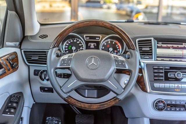 2015 Mercedes-Benz GL-Class GL550 4MATIC - NAV - MOONROOF - BACKUP CAM - THIRD ROW - MUSTSEE - 22313756 - 29