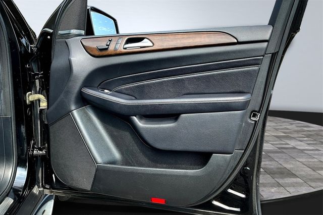 2015 Mercedes-Benz M-Class 4MATIC 4dr ML 250 BlueTEC - 22938405 - 15