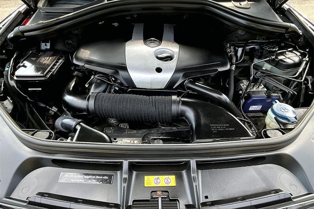 2015 Mercedes-Benz M-Class 4MATIC 4dr ML 250 BlueTEC - 22938405 - 37